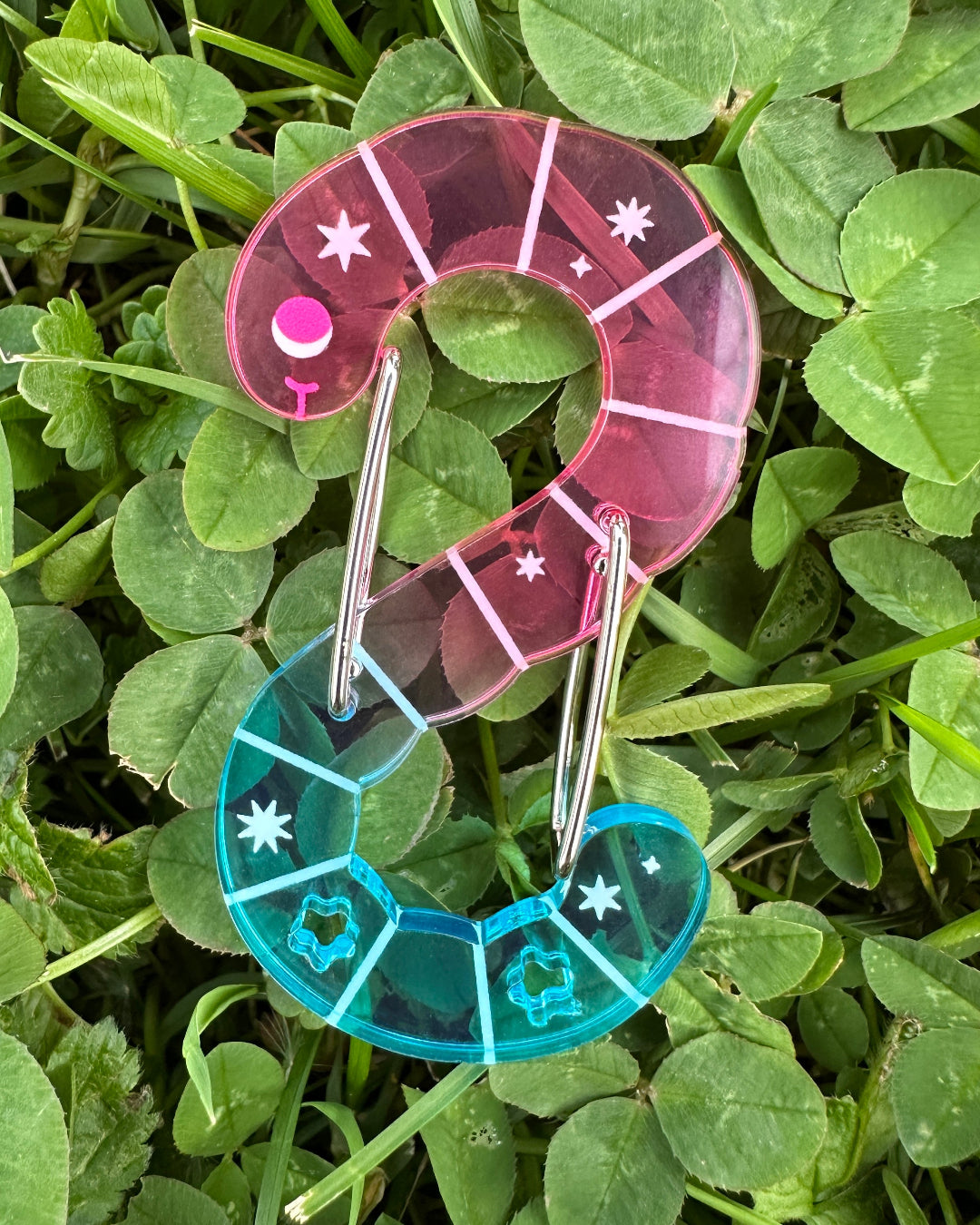 [PREORDER] Pink & Blue Gummy Wormbiner